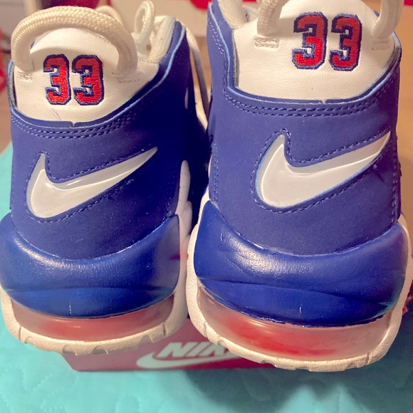 Nike - Picture 3 of 3